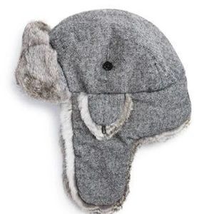 NWT BLOOMINGDALES Donegal REAL FUR TROOPER AVIATOR  HAT $90 EXCLUSIVE SIZE L